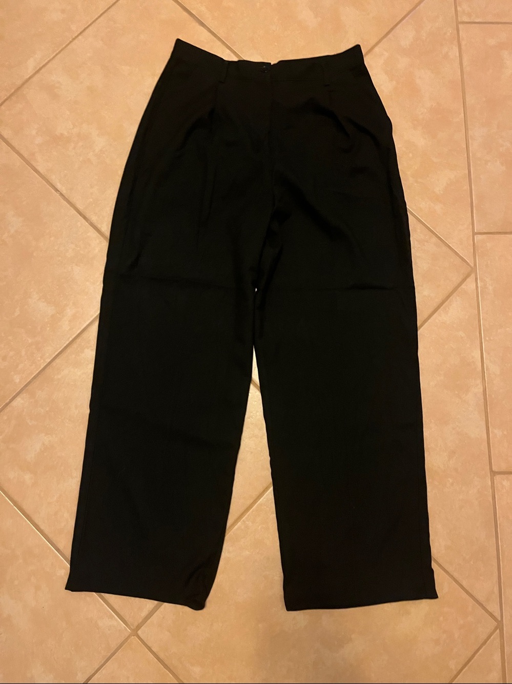 Aeropostale women’s Black Dress Trousers - Straight Leg
